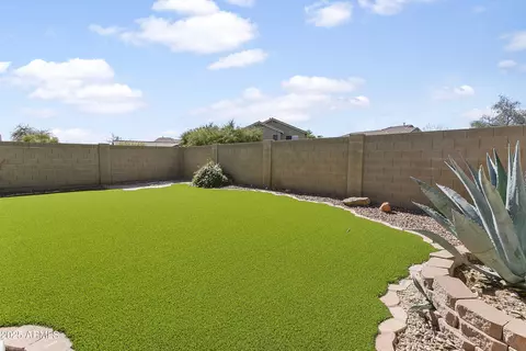 Exterior - 3407 W Steinbeck Dr, Anthem, AZ 85086 photo 5 of 9