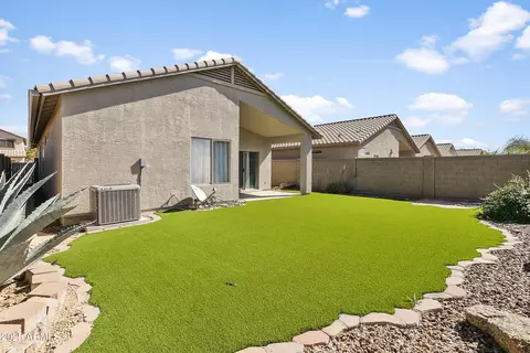 Exterior - 3407 W Steinbeck Dr, Anthem, AZ 85086 photo 6 of 9