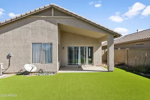 Exterior - 3407 W Steinbeck Dr, Anthem, AZ 85086 photo 8 of 9