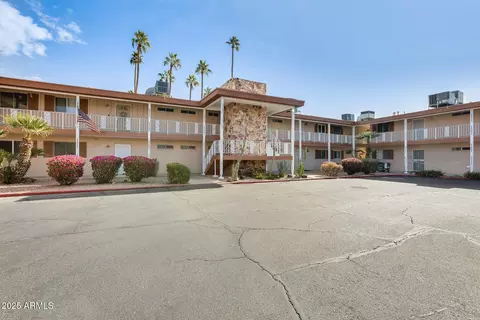 10807 N Fairway Ct W #212, Sun City, AZ 85351