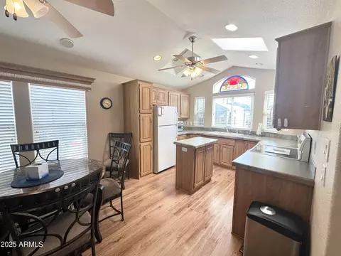 903 S Mineshaft Dr, Apache Junction, AZ 85119 photo 28