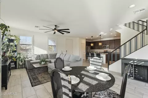 3811 S 58th Ln, Phoenix, AZ 85043 photo 21