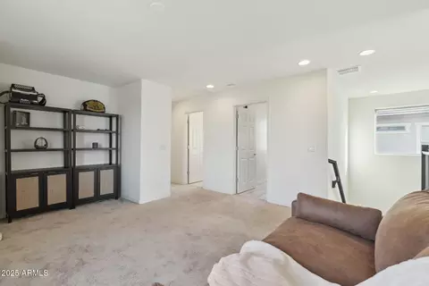 3811 S 58th Ln, Phoenix, AZ 85043 photo 13