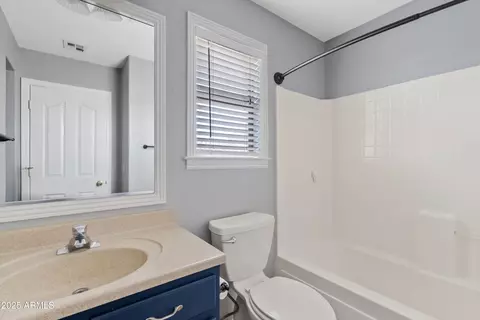 Bath - 4098 E Rustler Way, Gilbert, AZ 85297 photo 4 of 4