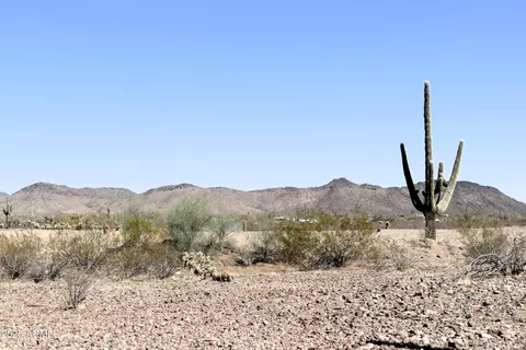 331 W Nnn W Cloud Rd W #32, Wittmann, AZ 85361