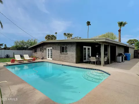 3707 E Laurel Ln, Phoenix, AZ 85028 photo 20
