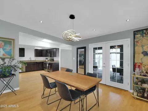 3707 E Laurel Ln, Phoenix, AZ 85028 photo 9