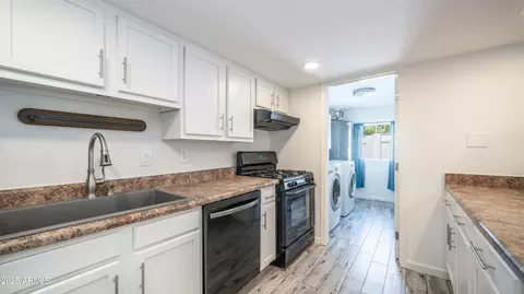 3914 E Surrey Ave, Phoenix, AZ 85032 photo 6
