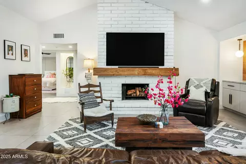 4625 E Mountain View Rd, Phoenix, AZ 85028 photo 7