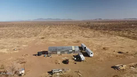 13525 S Pima Ave S #8-9, Pearce, AZ 85625