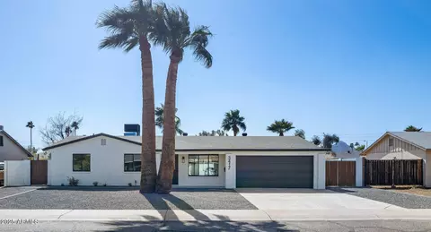 3417 E Lupine Ave, Phoenix, AZ 85028
