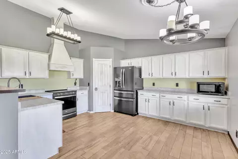Kitchen - 8049 E Des Moines St, Mesa, AZ 85207 photo 3 of 3