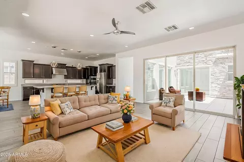 Living - 1095 E Knightsbridge Way, Gilbert, AZ 85297 photo 1 of 8