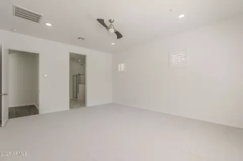 Bedroom - 1095 E Knightsbridge Way, Gilbert, AZ 85297 photo 5 of 11