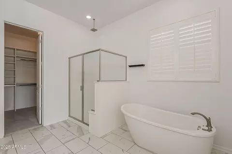 Bath - 1095 E Knightsbridge Way, Gilbert, AZ 85297 photo 3 of 8