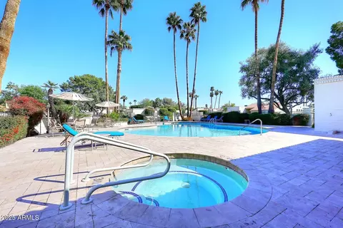 Exterior - 25 E San Miguel Ave E, Phoenix, AZ 85012 photo 13 of 13