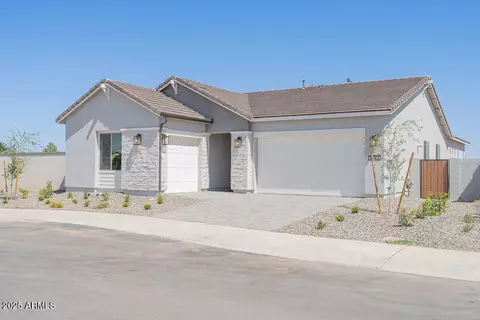 1892 Empeltre Rd, San Tan Valley, AZ 85140