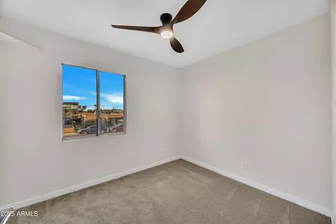 Bedroom - 2604 W Wolf St, Phoenix, AZ 85017 photo 3 of 5