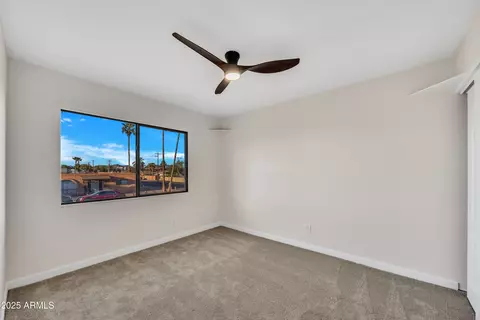 Bedroom - 2604 W Wolf St, Phoenix, AZ 85017 photo 5 of 5