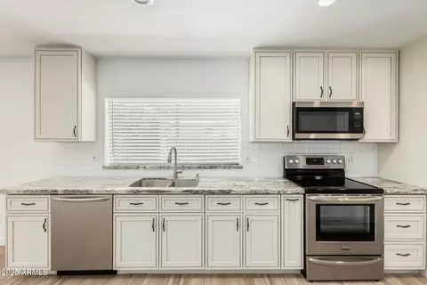 4509 E Beverly Ln, Phoenix, AZ 85032 photo 6
