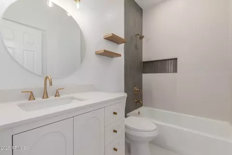 Bath - 501 E 2nd Ave #14, Mesa, AZ 85204 photo 3 of 3