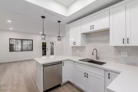 Kitchen - 501 E 2nd Ave #14, Mesa, AZ 85204 photo 3 of 3