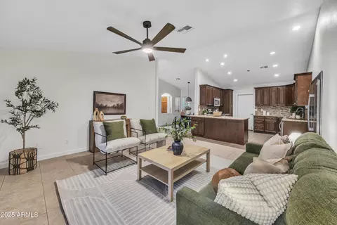 446 W Sereno Dr, Gilbert, AZ 85233 photo 15