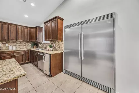 446 W Sereno Dr, Gilbert, AZ 85233 photo 10