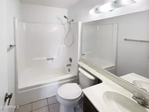 4119 N 78th Ave, Phoenix, AZ 85033 photo 8