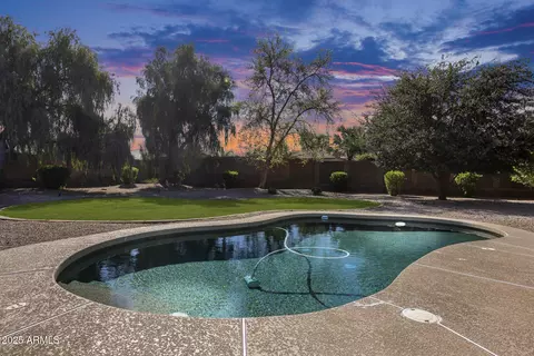 7015 S Stadium Ct, Gilbert, AZ 85298 photo 5