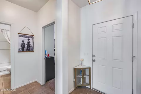 7015 S Stadium Ct, Gilbert, AZ 85298 photo 12