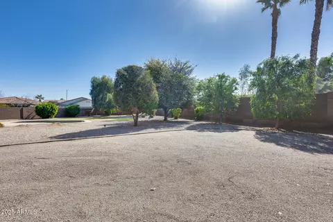 7015 S Stadium Ct, Gilbert, AZ 85298 photo 46