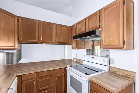 1220 E Topeka Dr, Phoenix, AZ 85024 photo 11