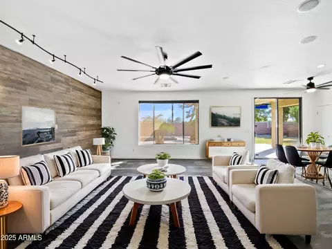1227 E Indigo St, Gilbert, AZ 85298 photo 3