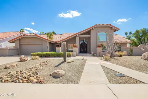 9637 E Cochise Dr, Scottsdale, AZ 85258
