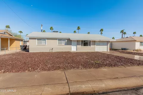 10819 N 73rd Dr, Peoria, AZ 85345
