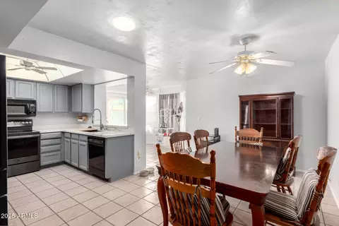 1465 Emerald Ave, Mesa, AZ 85204 photo 5