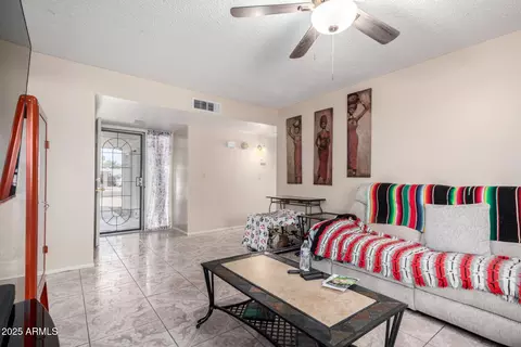 1465 Emerald Ave, Mesa, AZ 85204 photo 4