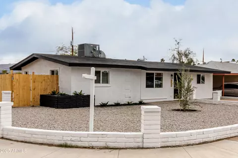 2161 E Corona Ave, Phoenix, AZ 85040 photo 2