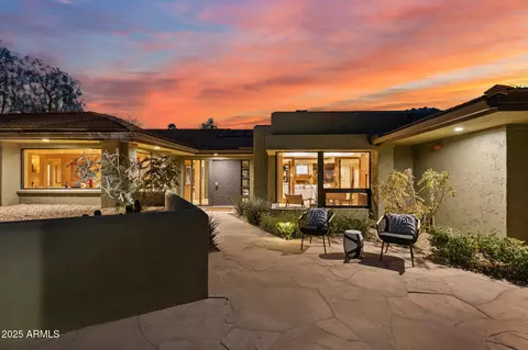 8724 N 68th St, Paradise Valley, AZ 85253