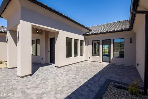 Exterior - 544 E Amber Sun Dr, Phoenix, AZ 85085 photo 2 of 11