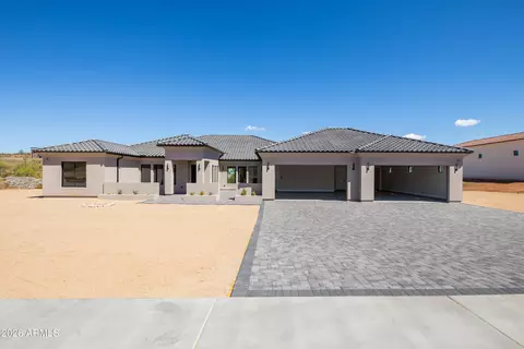 544 E Amber Sun Dr, Phoenix, AZ 85085