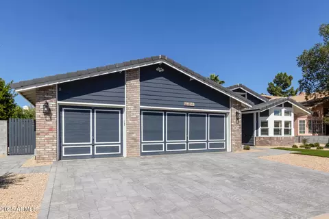 4536 E Beck Ln, Phoenix, AZ 85032 photo 2