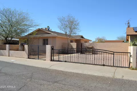 5244 S 48th St S, Phoenix, AZ 85040