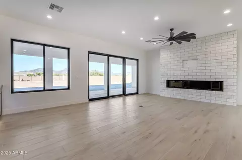 Living - 1602 E Cloud Rd, Phoenix, AZ 85086 photo 4 of 4