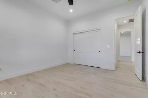 Bedroom - 1602 E Cloud Rd, Phoenix, AZ 85086 photo 8 of 8