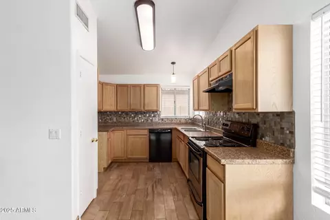 4245 E Jason Dr, Phoenix, AZ 85050 photo 8