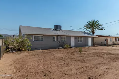 Exterior - 1860 E Atlanta Ave, Phoenix, AZ 85040 photo 3 of 6