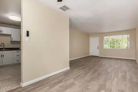 Living - 1860 E Atlanta Ave, Phoenix, AZ 85040 photo 3 of 3