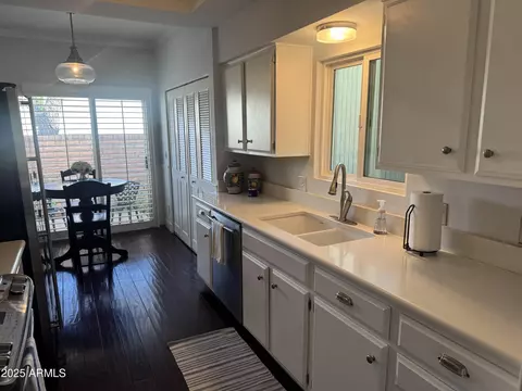 2905 E Montecito Ave, Phoenix, AZ 85016 photo 4